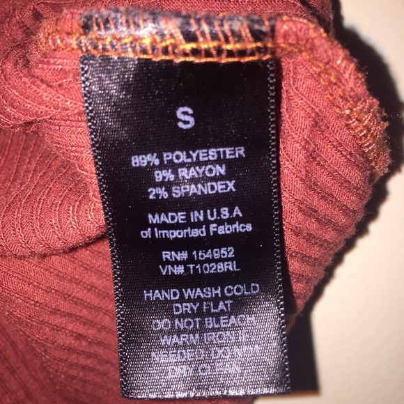 Windsor Off The Shoulder Shirt - Picture 4 of 4